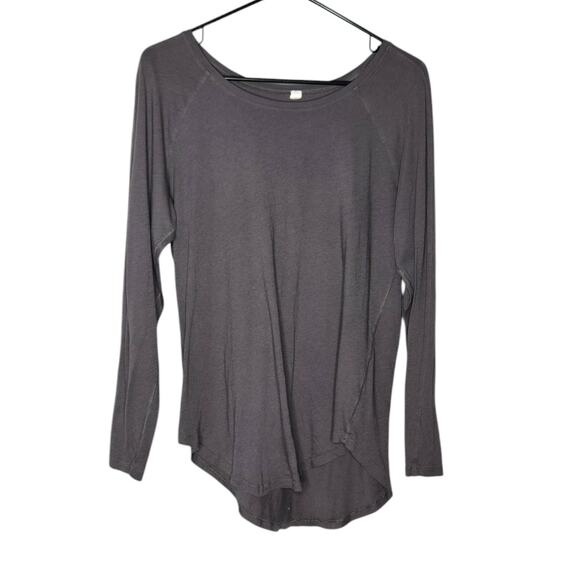 Lululemon Gray Long Sleeve Basic Athletic Tee Women's 10 - Picture 1 of 4